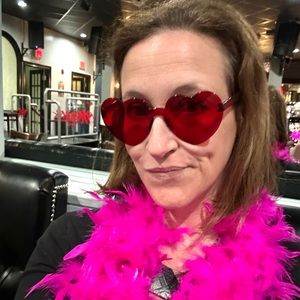 Meet your Posher, Nicole